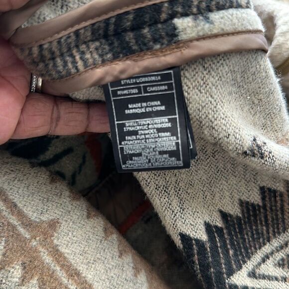 BB Dakota Navajo Bostwick Aztec Wool Faux Fur Southwestern Blanket Jacket Coat S - Picture 10 of 10